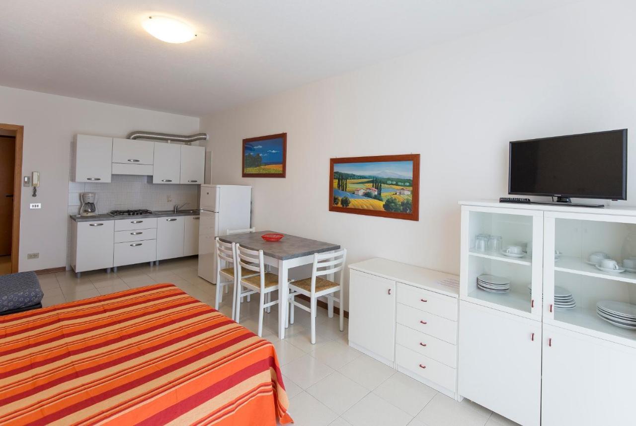Villaggio Luna Due Caorle Exterior foto